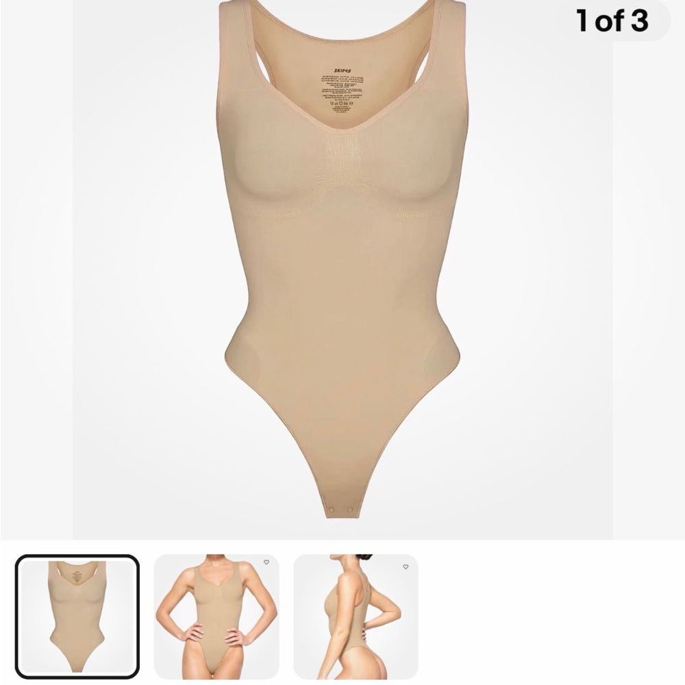 SKIMS Women's Beige
Seamless Sculp - Scoop Thong Bodysuit Size S